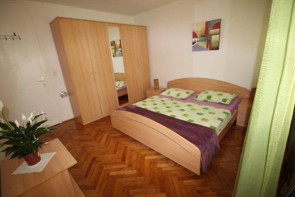 ספליט Old City/Beach 13 Minutes Away, Parking, For 4 מראה חיצוני תמונה